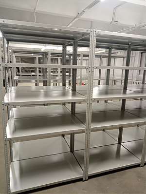 Установили стеллажи серии МС — 24 комплекта